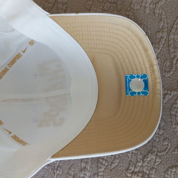 Nike 2021 NCAA Men's Champs Final Four White Gold Cap - Picture 7 of 9